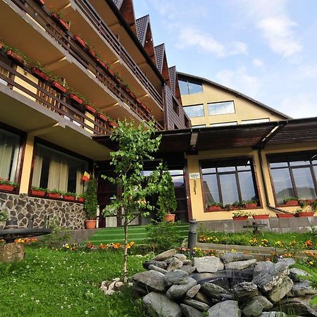 Mistral Resort Moeciu De Sus Dış mekan fotoğraf