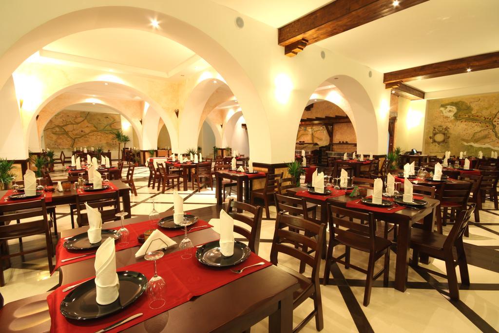 Mistral Resort Moeciu De Sus Dış mekan fotoğraf